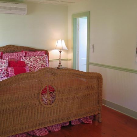 Yellow House B&B Salado Ngoại thất bức ảnh