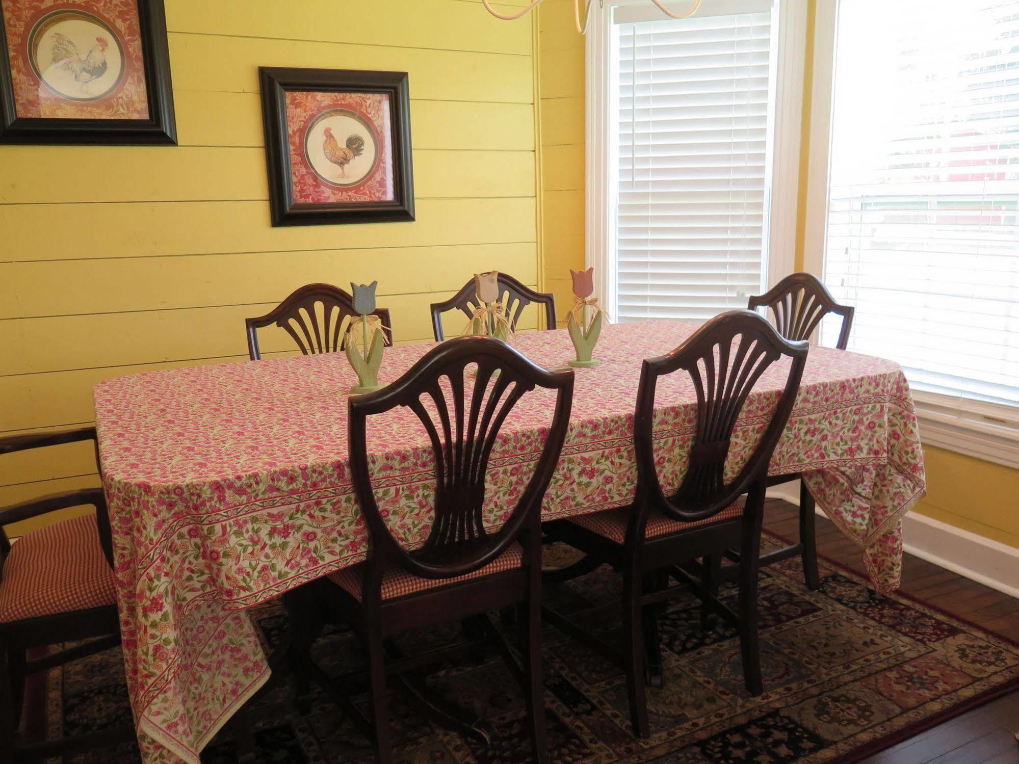 Yellow House B&B Salado Ngoại thất bức ảnh