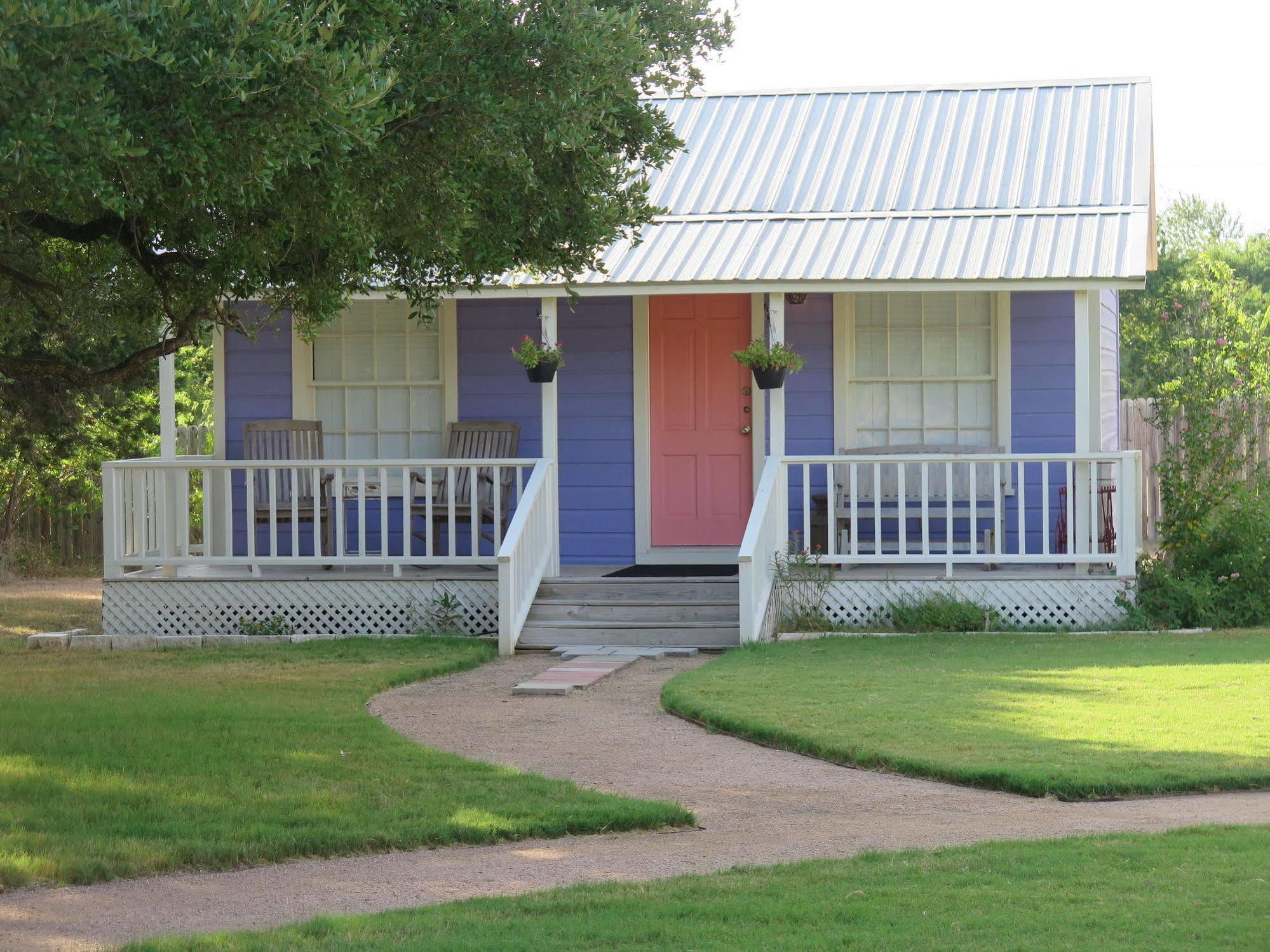 Yellow House B&B Salado Ngoại thất bức ảnh